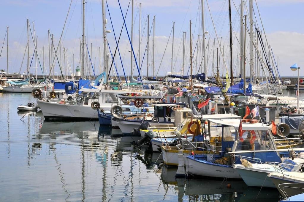 F2 Climatise A Golfe -Juan En Front De Mer Et Piscine Vallauris Ngoại thất bức ảnh